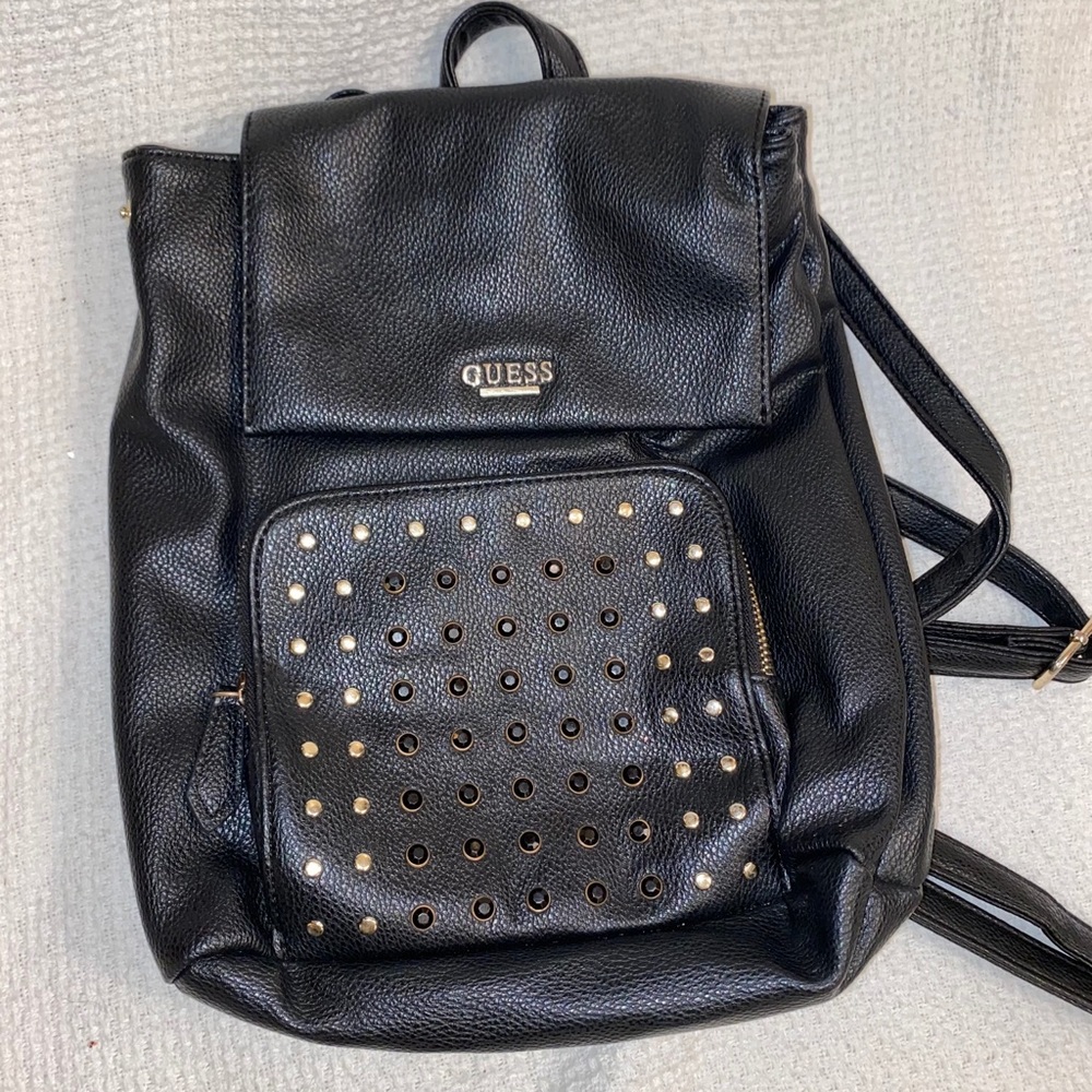 Guess Backpack 🖤